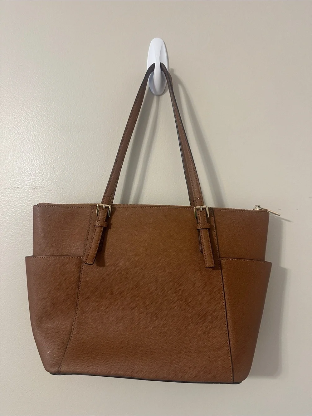 Michael Kors Jetset Saffiano Leather Tote Handbag Tan Brown Chic Travel Neutral